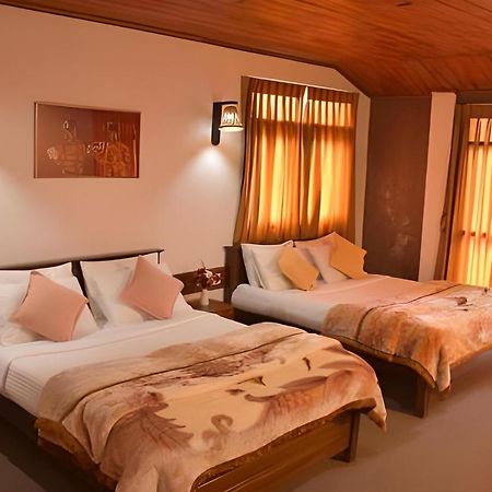 Hotel The Mount View By Liyozi Leasiure à Nuwara Eliya Extérieur photo
