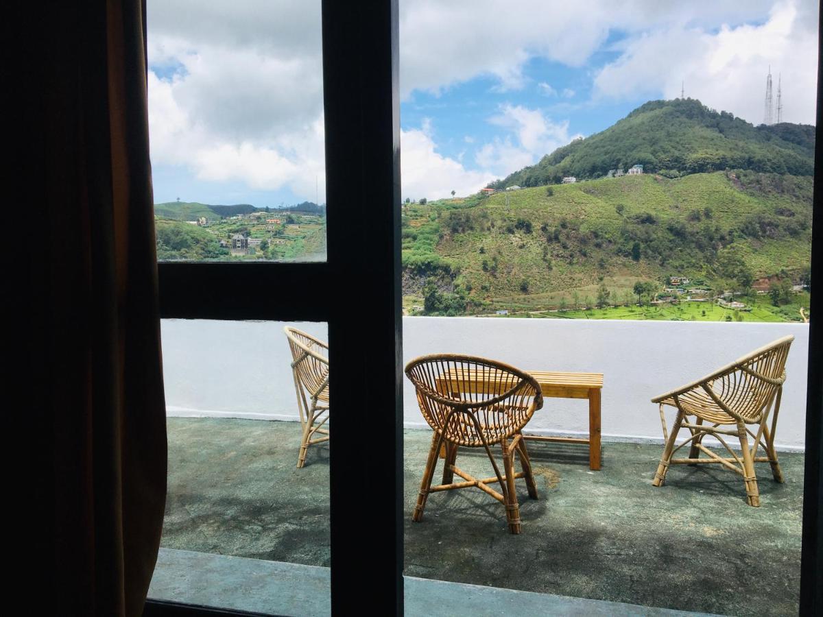 Hotel The Mount View By Liyozi Leasiure à Nuwara Eliya Extérieur photo