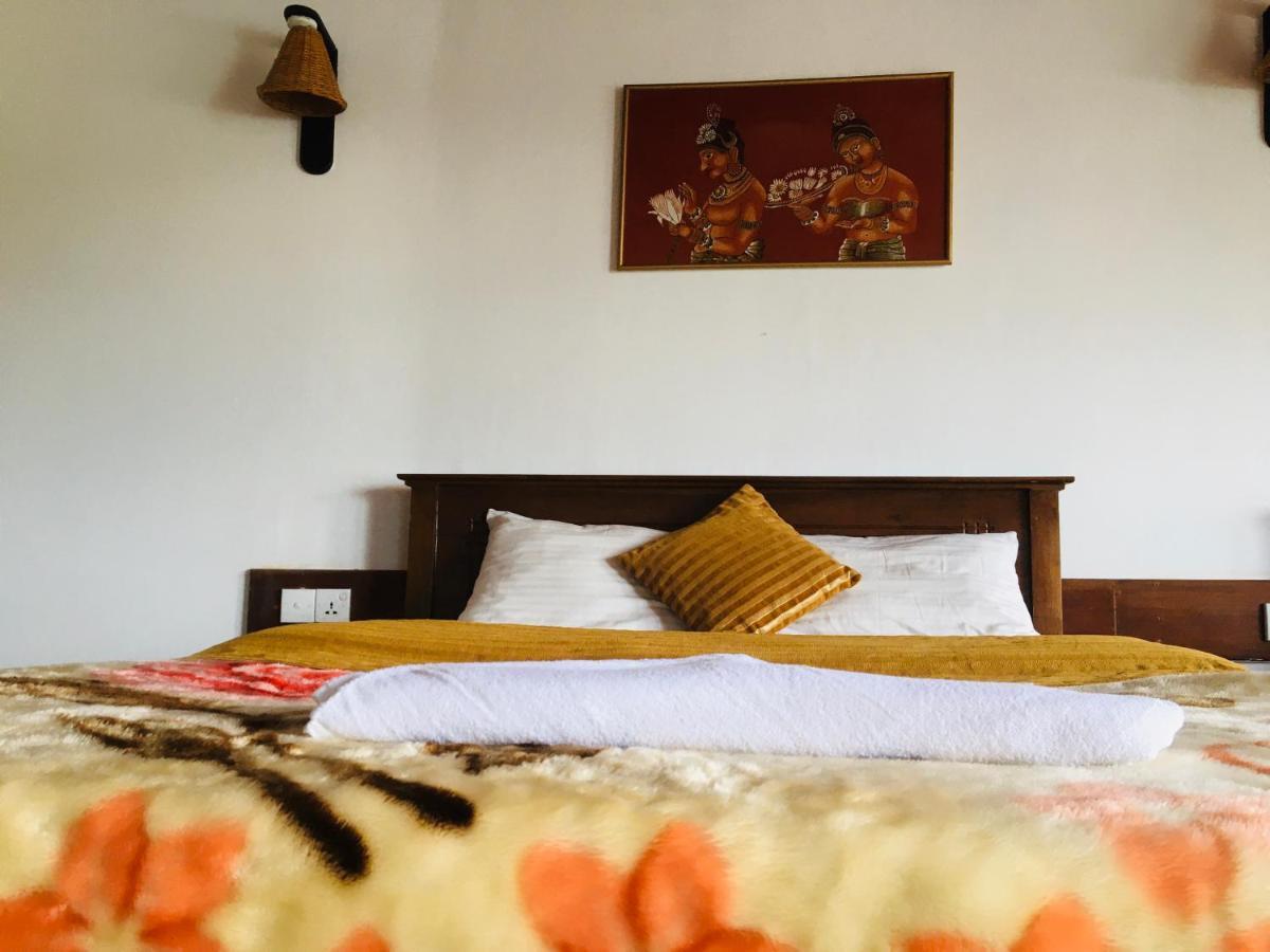 Hotel The Mount View By Liyozi Leasiure à Nuwara Eliya Extérieur photo